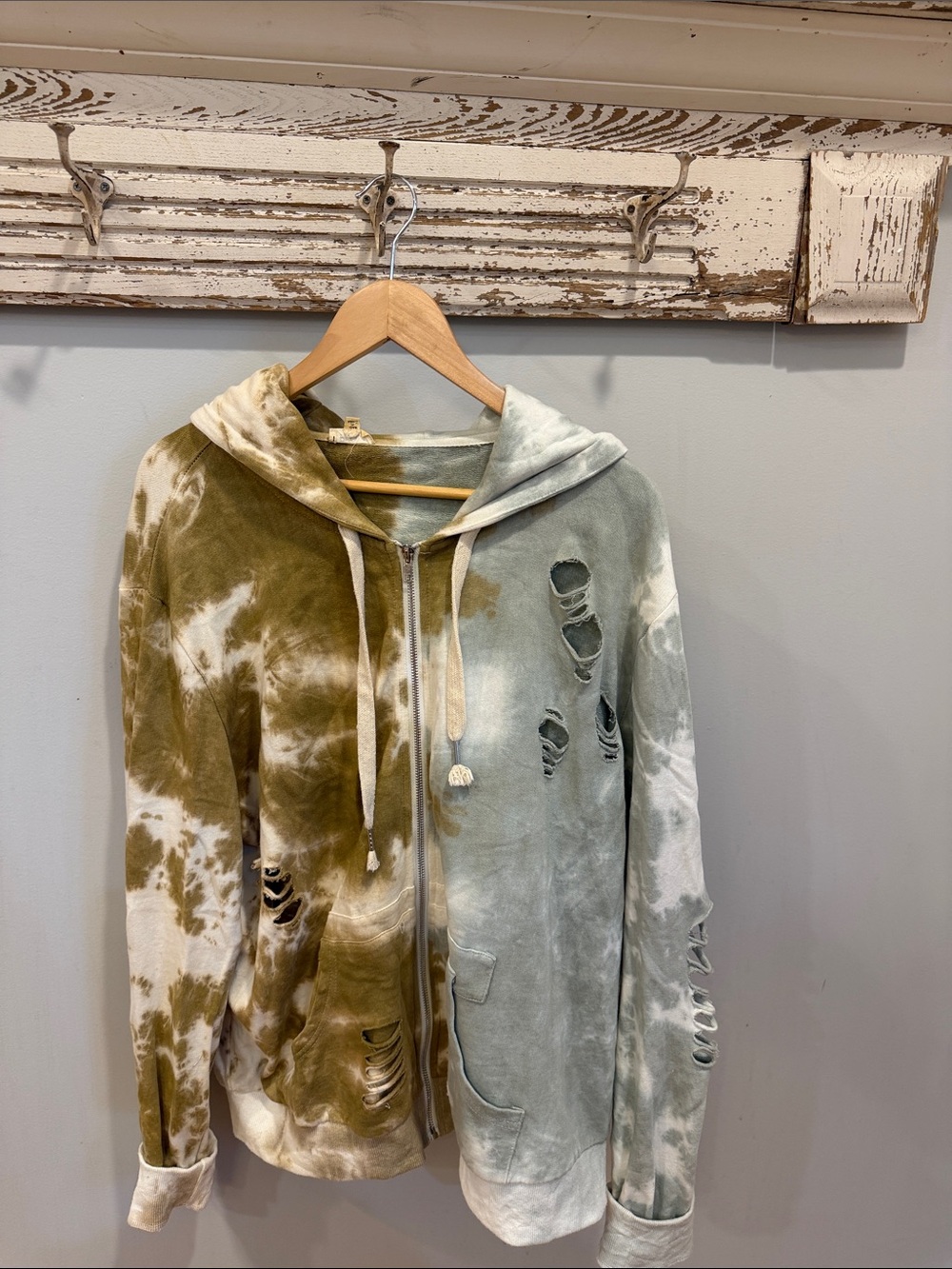 POL Distressed 100% Cotton Zip Up Hoodie Size Large